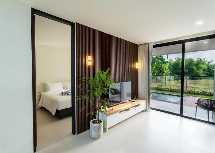 Villa Six Star 4, Stylish 2br With Rice Field View